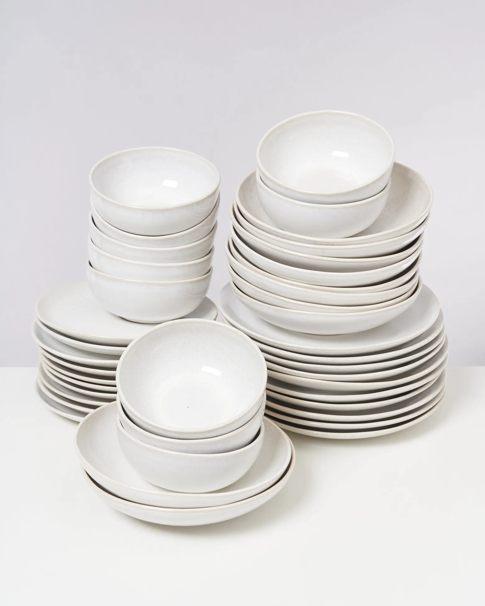 Amado Geschirr-Set weiß 40-teilig