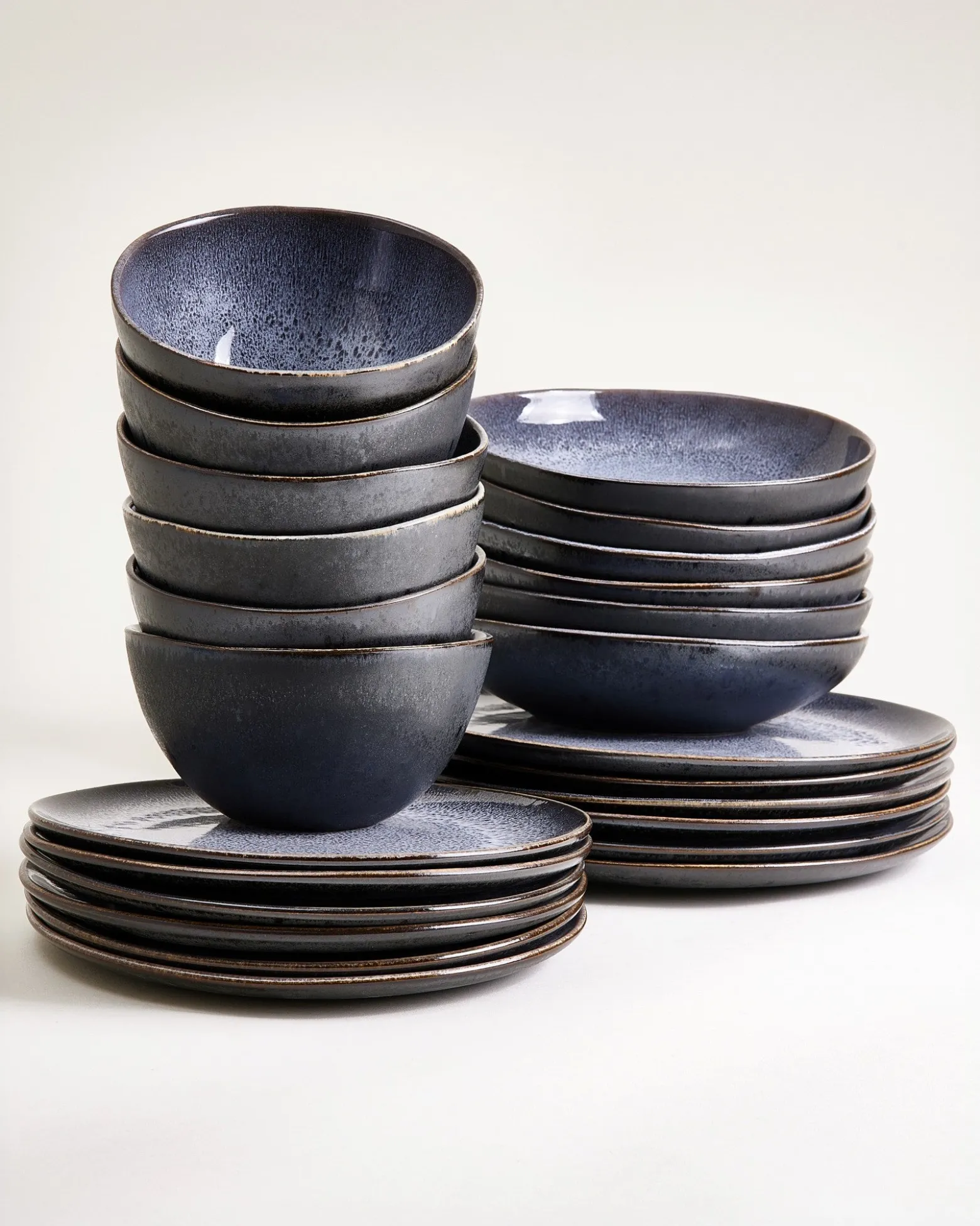 Areia - Tableware set black 24 pieces