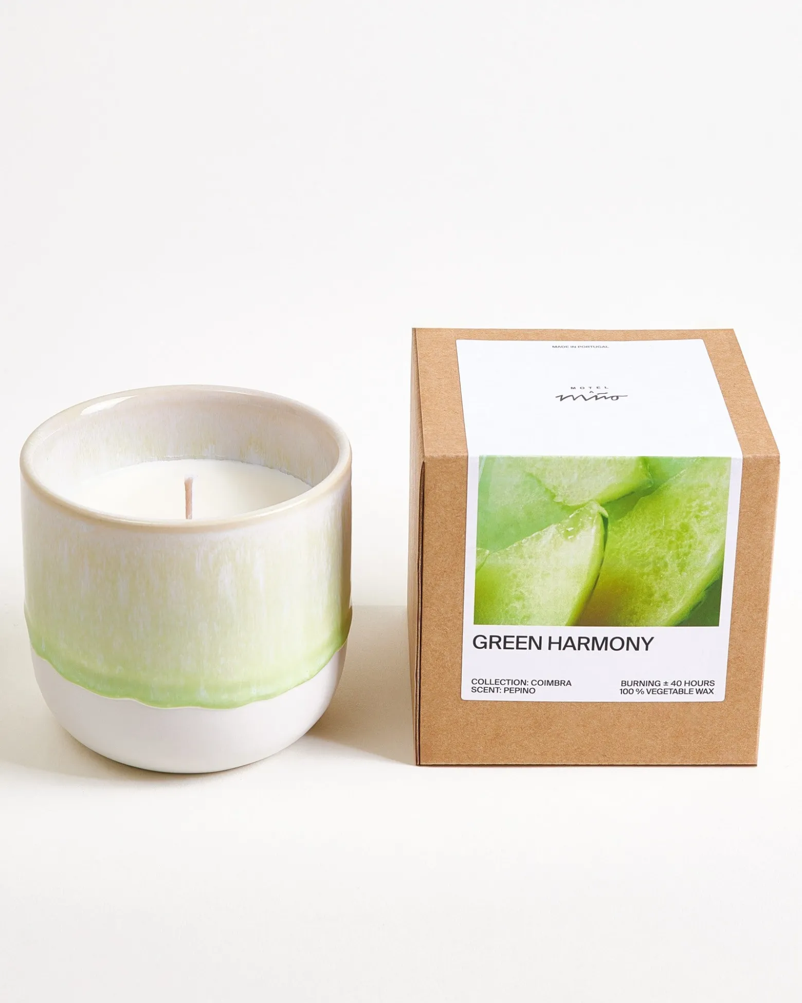 Coimbra - scented candle “Green Harmony” pastel green